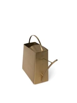 Precision Brass Watering Can 10 Precision Brass Watering Can -Comfortable Garden 3 4 crop 8612812 315