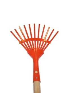 Kid's Leaf Rake -Comfortable Garden 8594618 01v