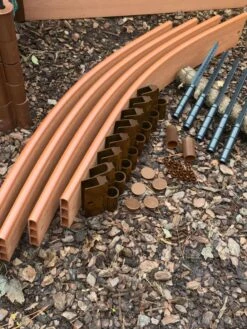 Curved Composite Landscape Edging Kit With 1" Boards 13 Curved Composite Landscape Edging Kit With 1" Boards -Comfortable Garden 8599404 05V tif