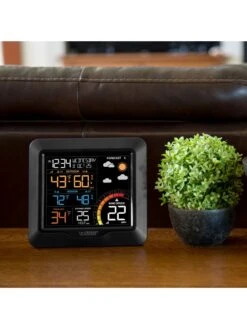 La Crosse Color Wind Speed Weather Station -Comfortable Garden 8599464 02v