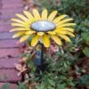 Desert Steel Daisy Solar Light -Comfortable Garden 8599556 03V tif