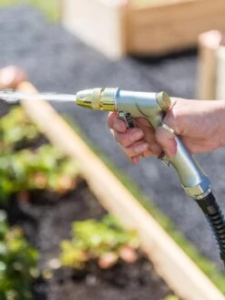 Gardener’s Lifetime Twist Deluxe Hose Nozzle -Comfortable Garden 8600140 0090 tif