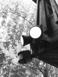 MAXSA®Solar Dual Head LED Motion Activated Light 10 MAXSA®Solar Dual Head LED Motion Activated Light -Comfortable Garden 8605650 01v