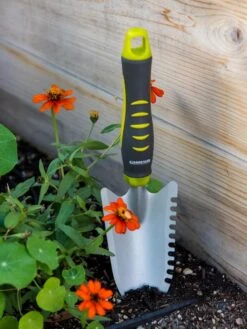 Gardener's Trowel Knife -Comfortable Garden 8608660 19471 tif