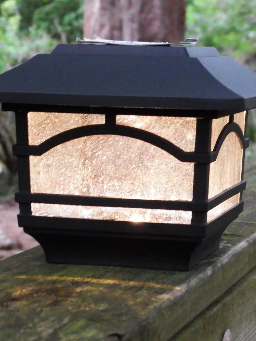 Solar Post Cap Railing Light 2-Pack 6 Solar Post Cap Railing Light 2-Pack - Image 4