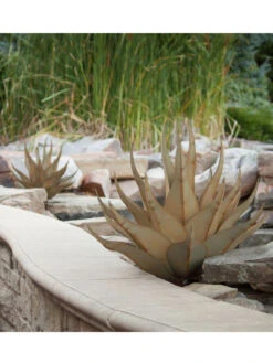 Desert Steel Sharkskin Agave Sculpture -Comfortable Garden 8610753 04v