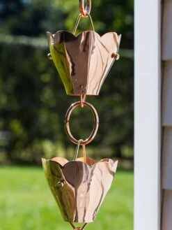Tulip Pure Copper Rain Chain, 8.5' -Comfortable Garden 8612740 02v