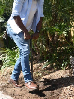 Yard ButlerĀ® Long Handled Bulb Planter